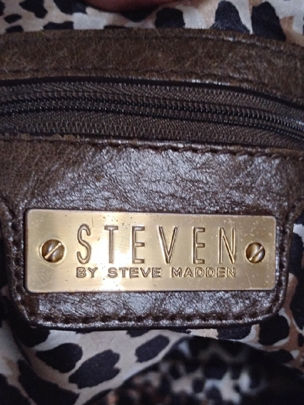 STEVE MADDEN RARE LEATHER VINTAGE Brown & Black Satchel! Brass Turn Lock Clasp - Picture 10 of 14